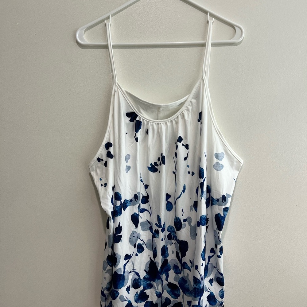 NWOT Floral Blue and White Women's Top